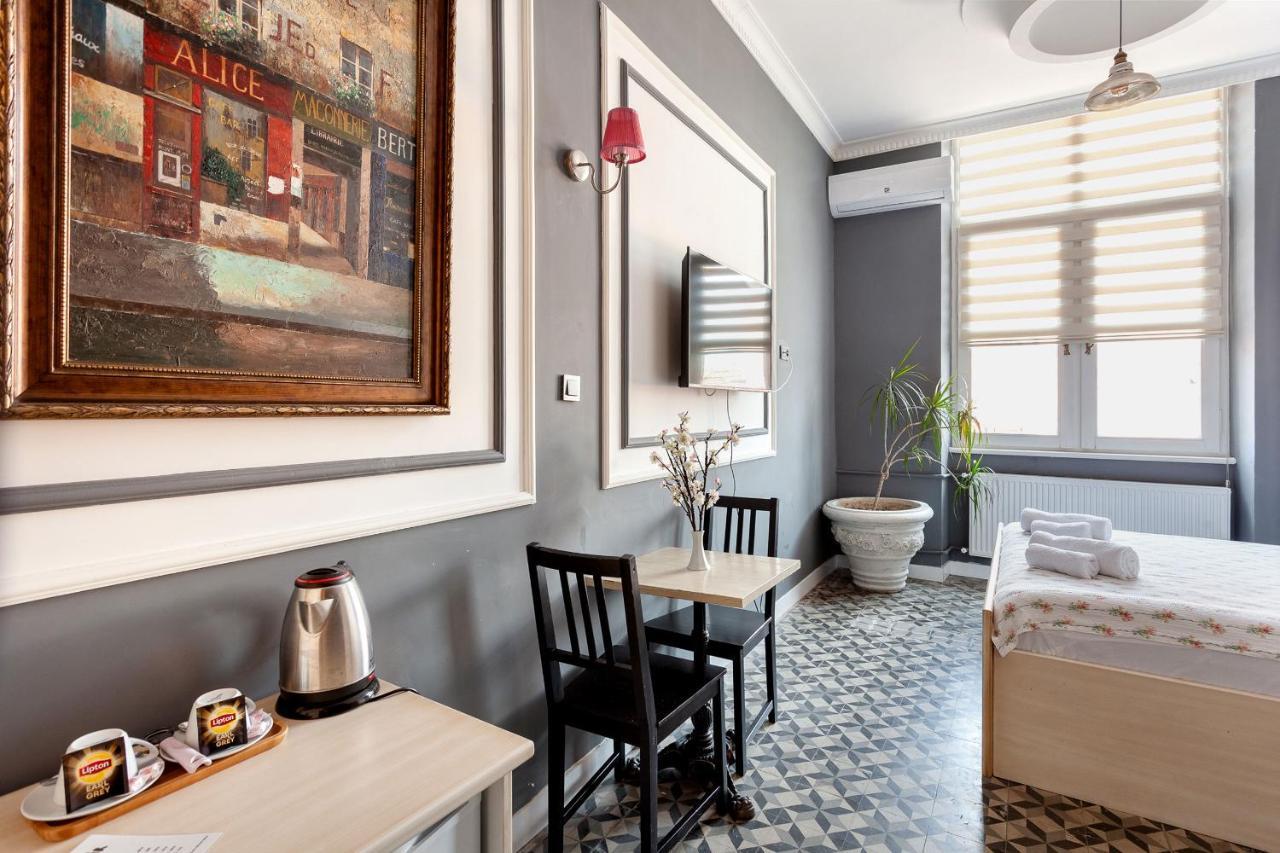Cezayir Rooms Istanbul Exterior photo